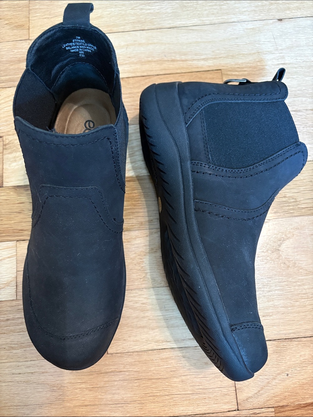 Earth Black Slip On Ankle Booties - size 7W